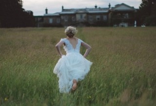 bride running late