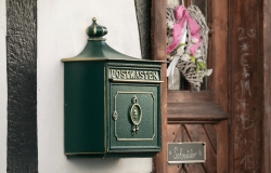 Private mail box